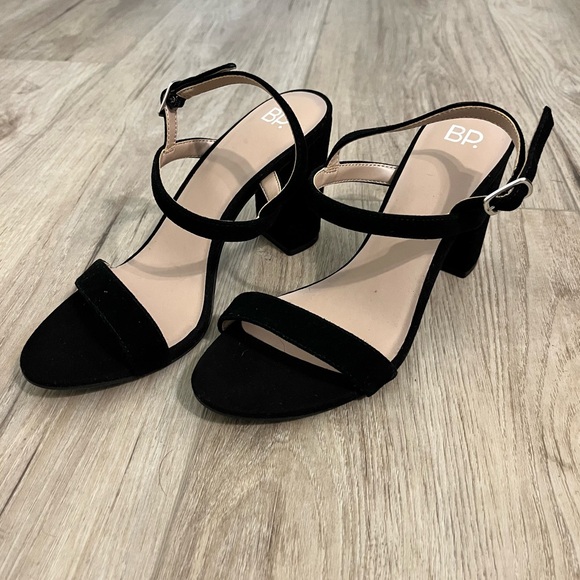 Strappy Black Heels - Picture 4 of 4